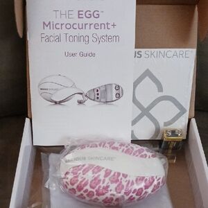 Serious Skincare The Egg Microcurrent Facial Toning System